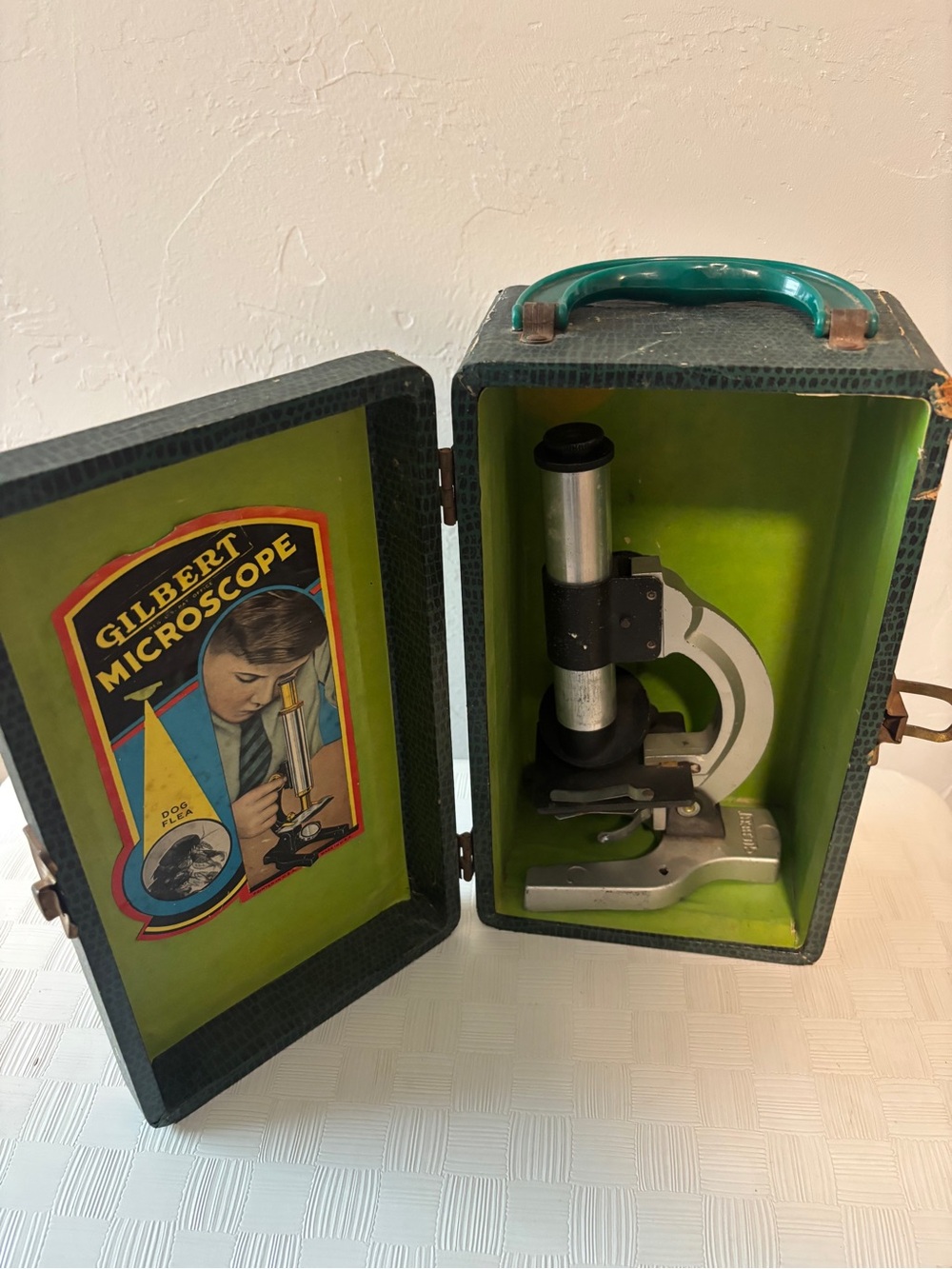 VTG Gilbert Microscope